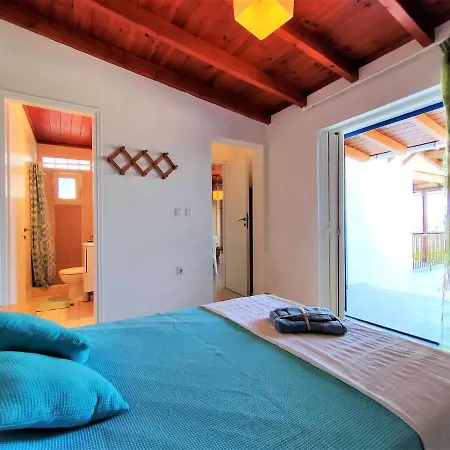 Casa Lagoo بيت للعطل